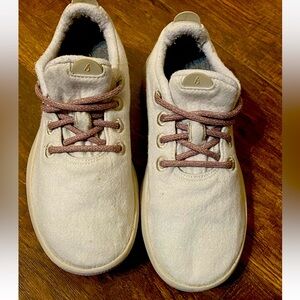 Allbirds Cream and Brown Sneakers Minimalist Design